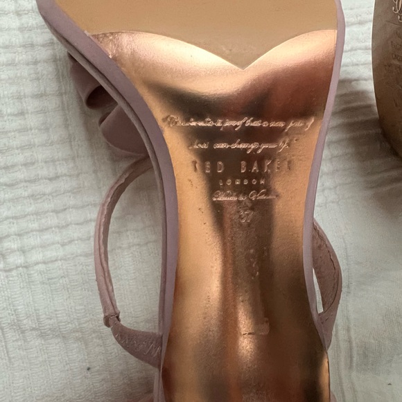 Never Worn Ted Baker Heels - Picture 4 of 4